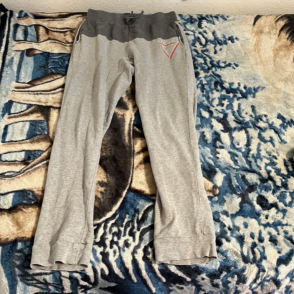 Guess joggers